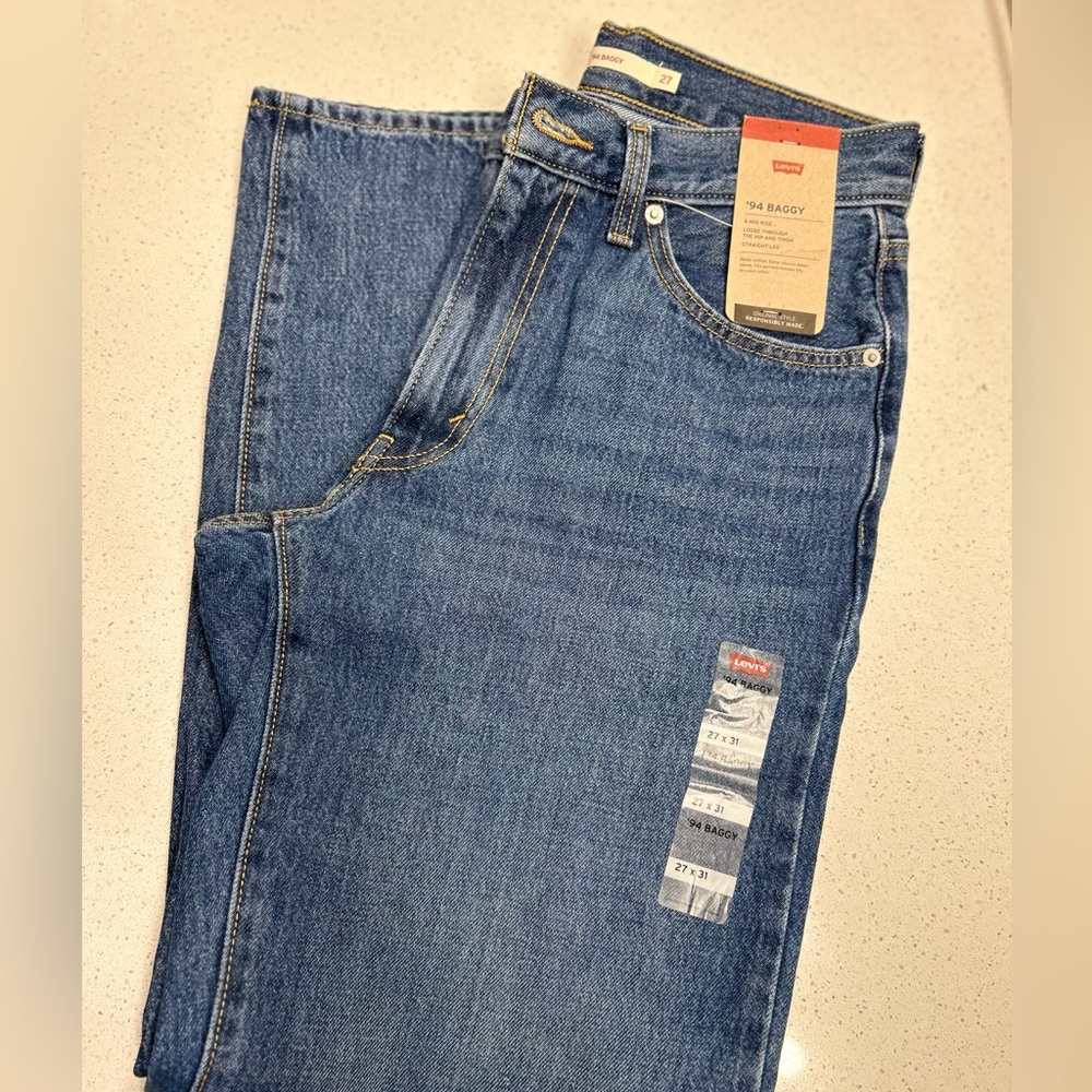 Levi’s 94 Baggy